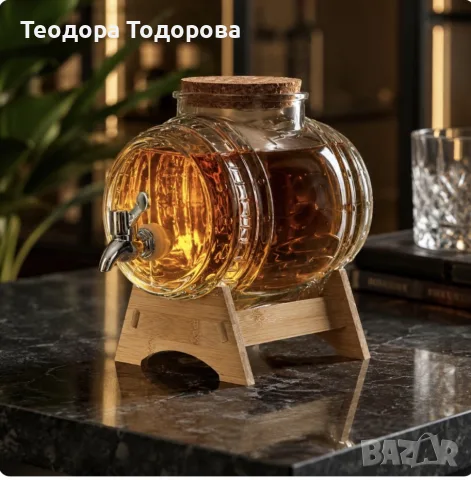Стъклено буре с кранче 3L и дървена стойка – Стилно сервиране на напитки, идеален подарък 