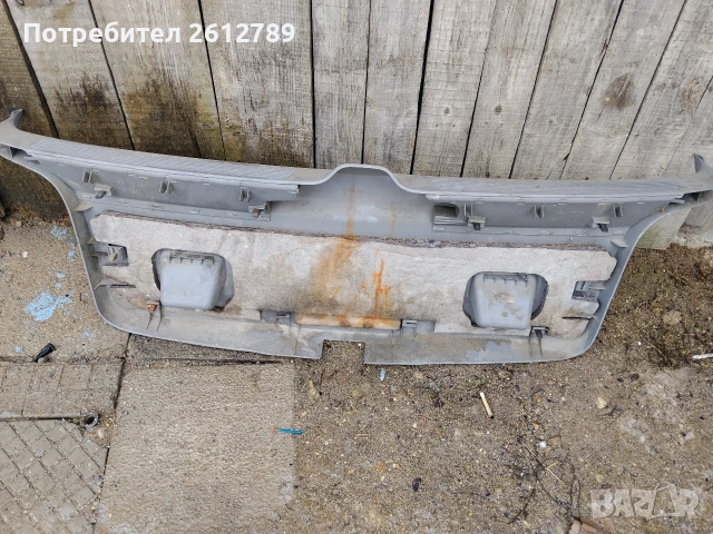 кора за заден капак за голф 4, снимка 2 - Части - 53209703