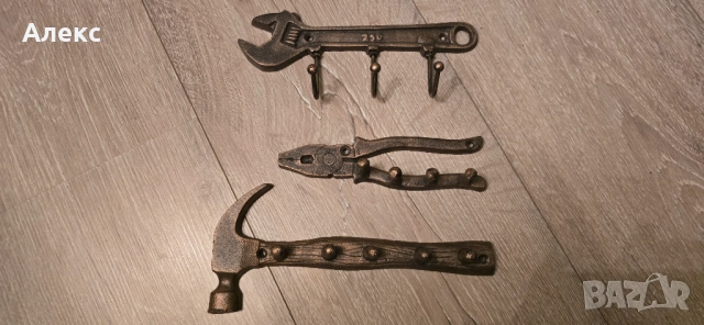 Чугунени закачалки– Три вида., снимка 3 - Антикварни и старинни предмети - 52355456