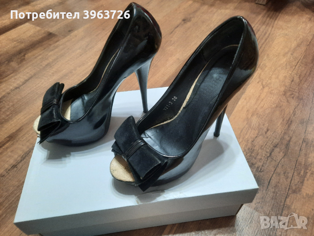Дамски обувки на ток, снимка 4 - Дамски обувки на ток - 44555045