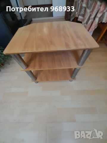 Продавам ъглов тв шкаф, етажерка , снимка 2 - Шкафове - 51223322