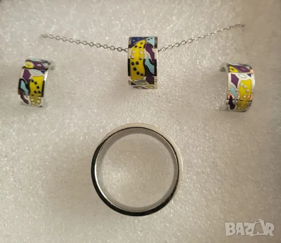Комплект колие, обеци и пръстен, снимка 3 - Бижутерийни комплекти - 48666563