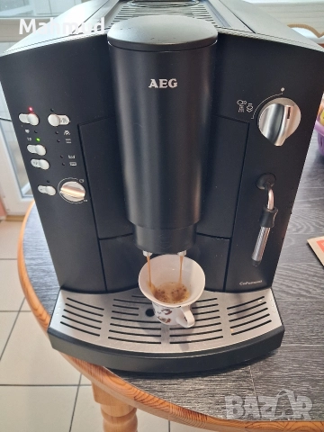 AEG кафе машина, снимка 7 - Кафемашини - 52958902