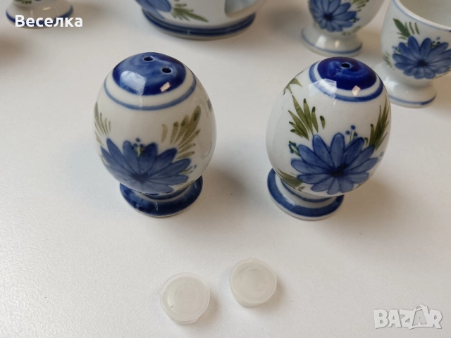 Порцеланов комплект за закуска - коктиери, солници и съд за затопляне , снимка 2 - Сервизи - 52425147