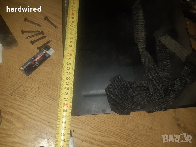 Стойка за малък телевизор, снимка 3 - Стойки, 3D очила, аксесоари - 41592212