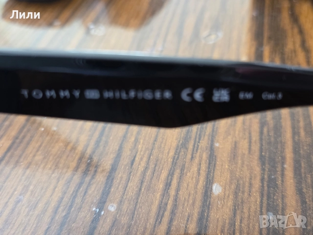 Слънчеви очила Tommy Hilfiger , снимка 10 - Слънчеви и диоптрични очила - 52919492