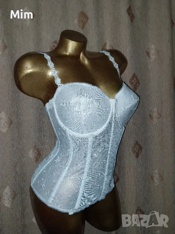 75 Е Бял дантелен корсет , снимка 4 - Корсети, бюстиета, топове - 50500987