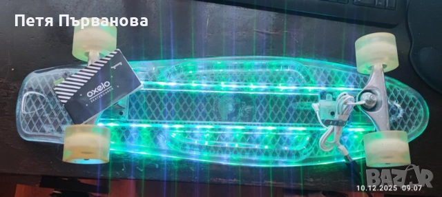 Пениборд с LED сетлини, снимка 2 - Скейтборд, ховърборд, уейвборд - 52717658