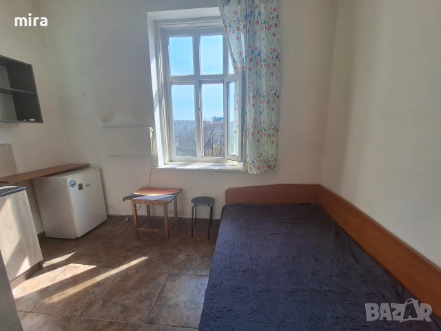 Обзаведено тухлено ателие Център до метро Лъвов мост, снимка 2 - Апартаменти - 53703506