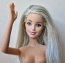 реставрирана оригинална кукла Барби със синкава коса, снимка 1 - Кукли - 41405531