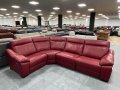 Червен кожен ъглов диван с електрически релаксиращ механизъм, снимка 1 - Дивани и мека мебел - 39712113