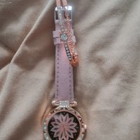Розов дамски часовник , снимка 1 - Дамски - 44387435