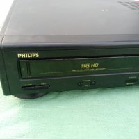 PHILIPS Видео, снимка 2 - Плейъри, домашно кино, прожектори - 35710636