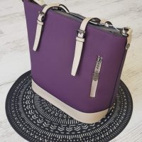 Дамска чанта Cressberry в лилав цвят, снимка 4 - Чанти - 35795917