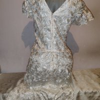 Дантелена рокля р-р М , снимка 11 - Рокли - 41344420