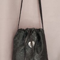 Дамска кожена чанта, снимка 6 - Чанти - 42429992