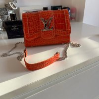 Стилна чанта Louis Vuitton , снимка 1 - Чанти - 42303323