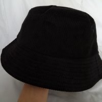 Дамска шапка рипсено кадифе в черен цвят, снимка 9 - Шапки - 39112996