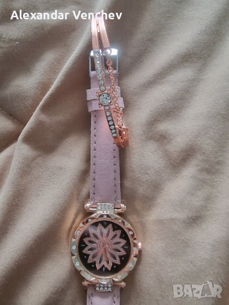 Розов дамски часовник , снимка 1