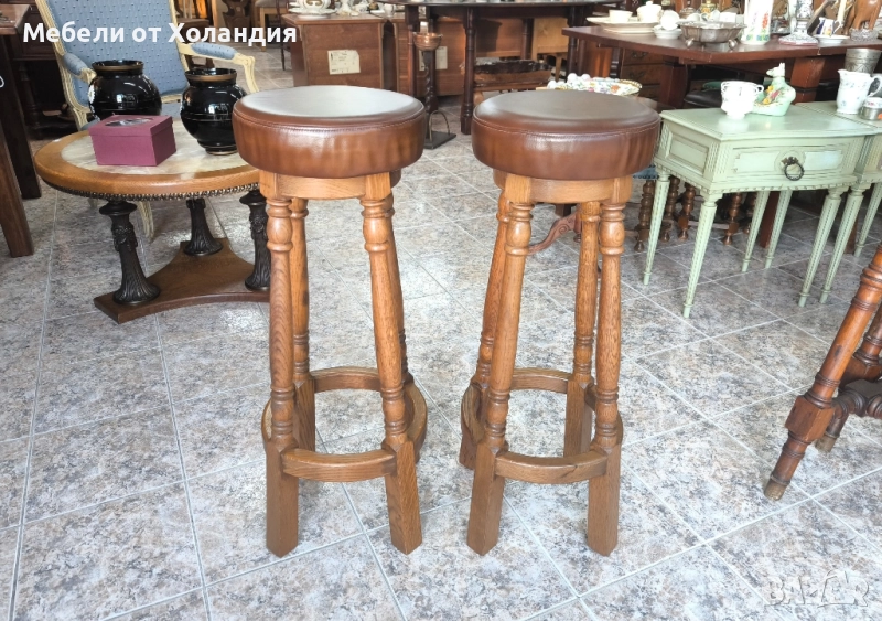 2 дъбови бар стола с естествена кожа, снимка 1