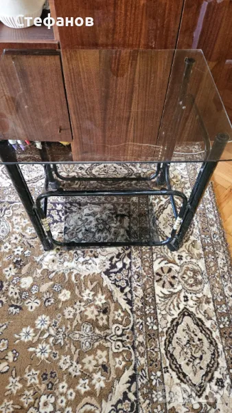 Продавам стъкленна масичка., снимка 1