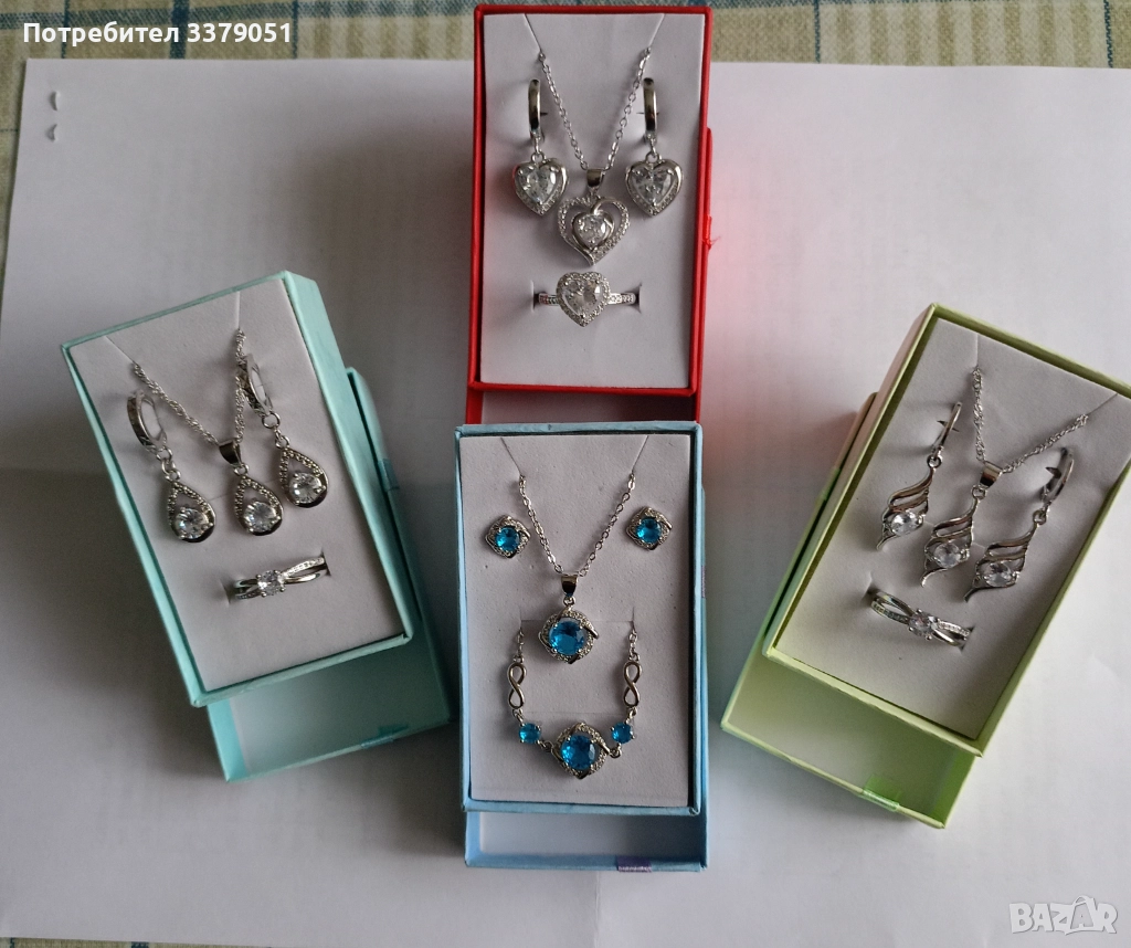 Продавам комплекти бижута , снимка 1