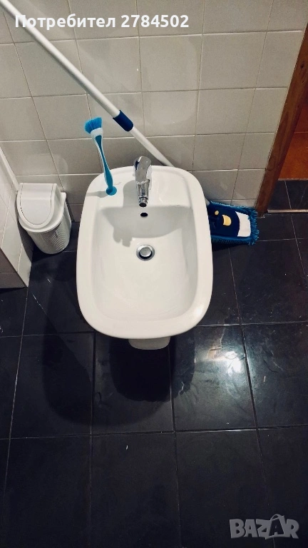 Биде със смесител и сифон, снимка 1