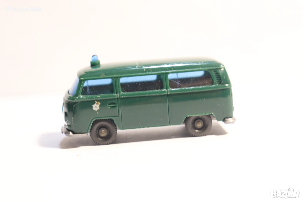 WIKING H0 1/87 VW POLICE ПОЛИЦИЯ КОЛИЧКА КАМИОН МОДЕЛ, снимка 1