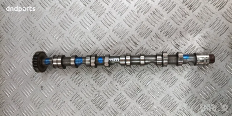 Разпределителен вал Audi A4 B8 2.0TDI 143hp 2008г.	, снимка 1