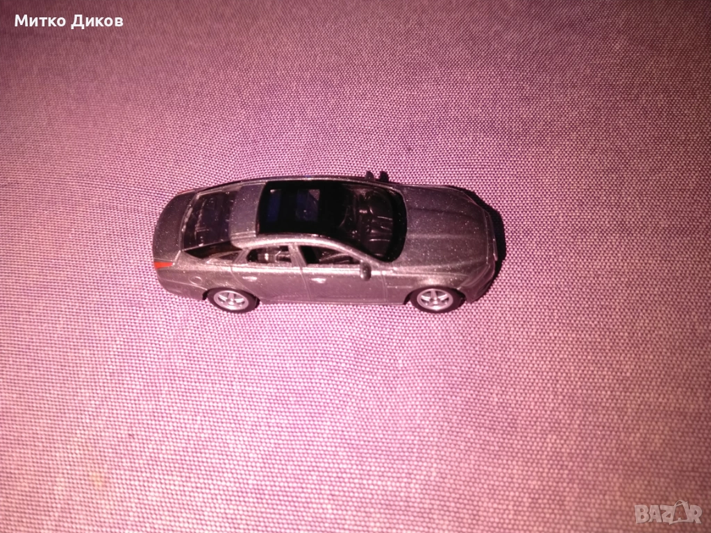 колекционерски метален модел на Jaguar XJ (2010)т Welly.  Мащаб:  1:64, снимка 1