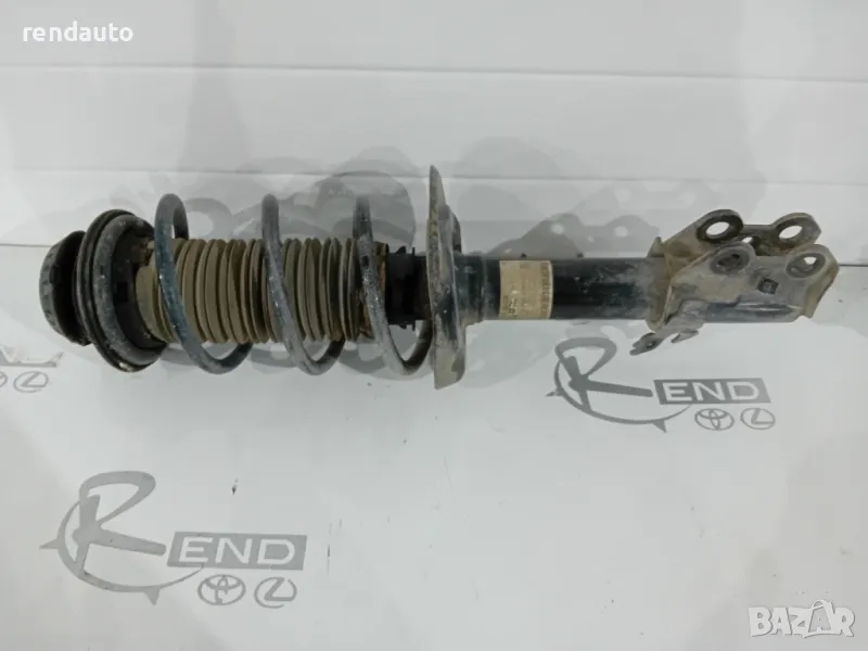 48510-0dg20 Преден десен макферсон toyota yaris cross 1.5 hybrid 2019-2024, снимка 1