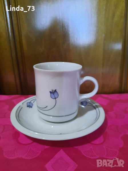 Двоен сет с красива и нежна шарка - синьо лале-3бр. Вместимост - 190мл. Маркирани - "Bavaria"., снимка 1