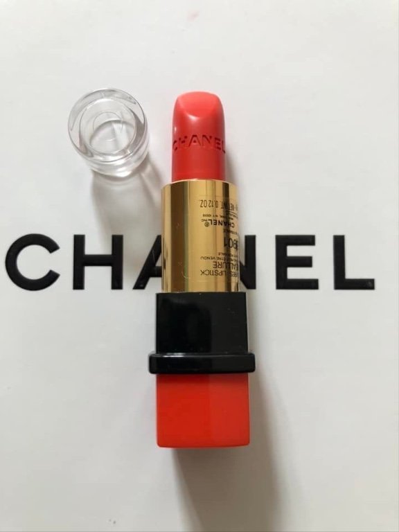Червило Chanel Rouge Allure в Декоративна козметика в гр. Варна -  ID40549456 — Bazar.bg