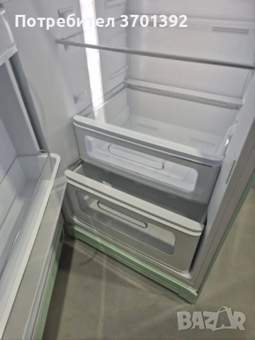 Хладилник Smeg, снимка 8 - Хладилници - 52327414