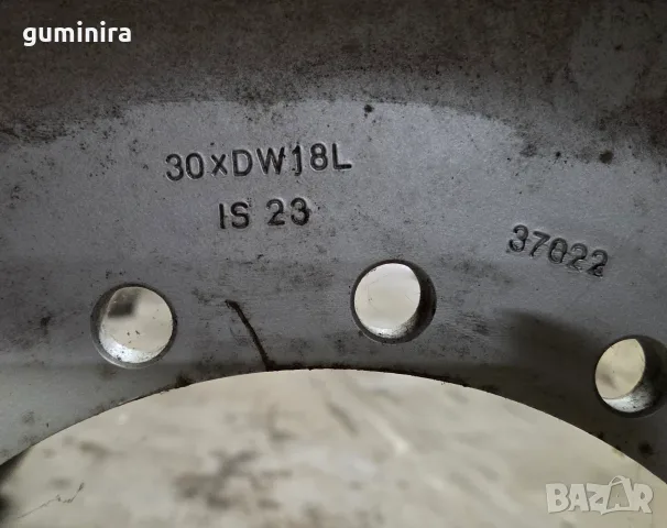 ДЖАНТА 30 Х DWj8L, снимка 2 - Гуми и джанти - 55820445