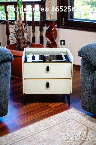 Смарт Шкаф: Моде GOLD LINE - безжично зареждане, Bluetooth стерео тонколона 20W, USB-A & USB-C, LED , снимка 5 - Шкафове - 52482555