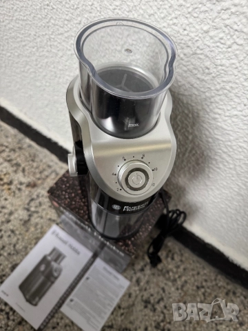Електрическа Кафемелачка Russell Hobbs Classics 23120-56, Регулируемо Смилане, 140w!, снимка 5 - Кафемашини - 51979275
