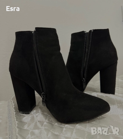 Дамски боти на ток 