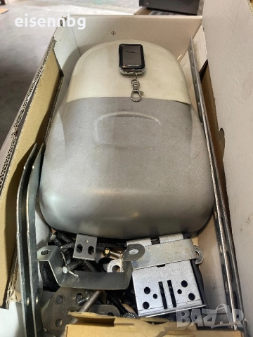 Мотор за гаражна врата 