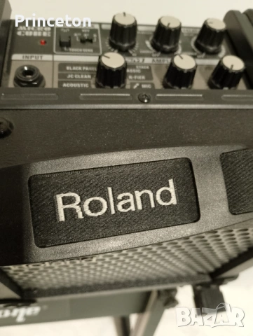 Продавам усилвател за китара Roland Micro Cube. , снимка 7 - Китари - 53792866
