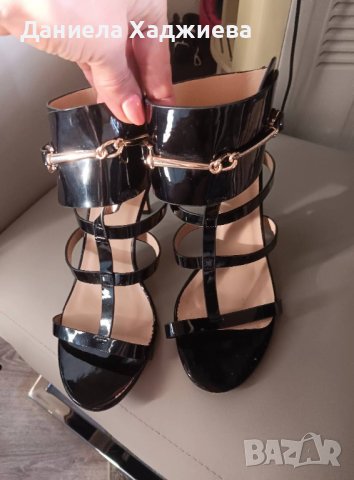 Четни естревагантни сандали-нови 39 номер