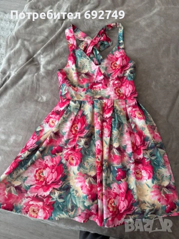 Уникална дамска рокля на цветя, снимка 2 - Рокли - 53176812