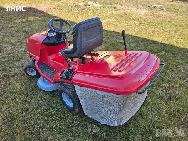 ТРАКТОРНА КОСАЧКА HONDA. ДВУЦИЛИНДРОВА. ПЕРФЕКТНА , снимка 8 - Градинска техника - 53665219