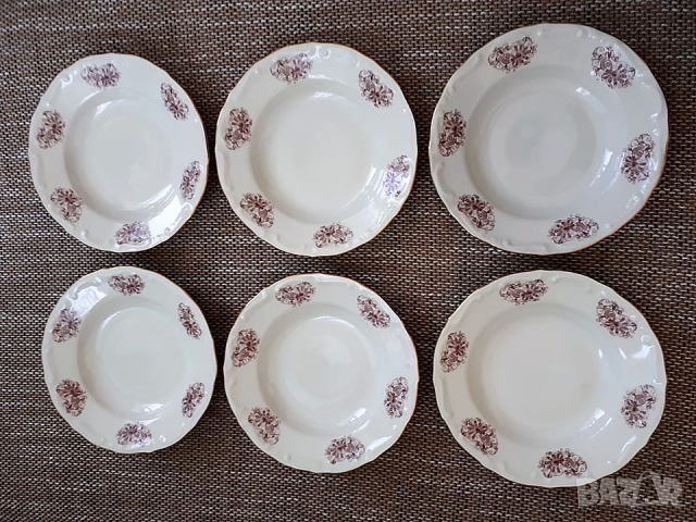 Комплект порцеланови чинии от 70те-12 броя