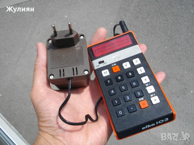 КОЛЕКЦИОНЕРСКИ СТАР БЪЛГАРСКИ КАЛКУЛАТОР ЕЛКА 103, снимка 2 - Антикварни и старинни предмети - 51338852