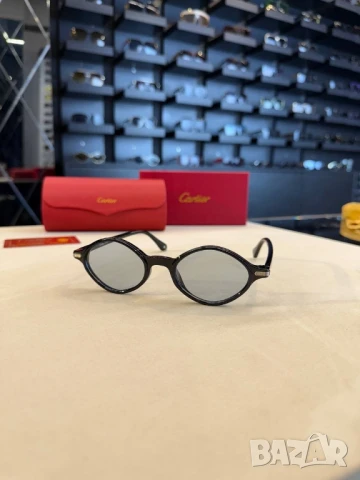 очила с черен обикновен калъф и ув защита gucci cartier Tom ford, снимка 9 - Слънчеви и диоптрични очила - 51175368