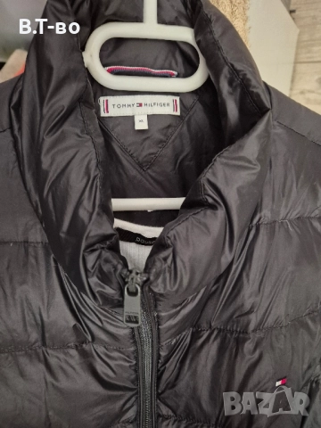 Tommy Hilfiger пухен елек, снимка 10 - Елеци - 51681234