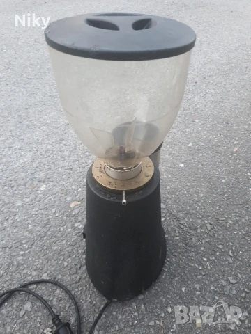 Професионална кафемелачка , снимка 4 - Кафемашини - 51032885