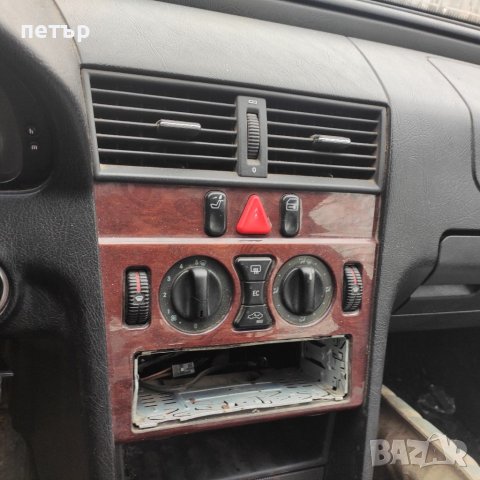 Мерцедес W202, снимка 8 - Автомобили и джипове - 39463014