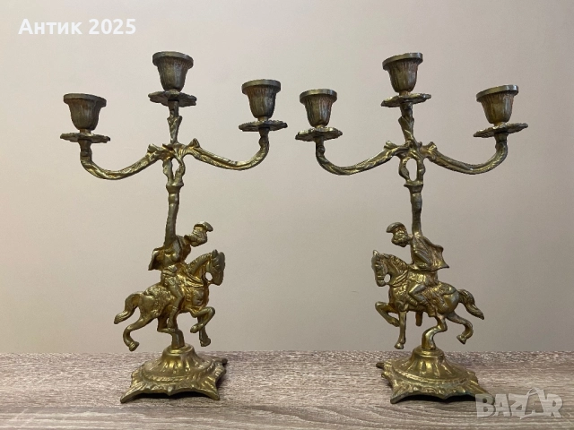 Винтидж бронзови свещници с ездачи на коне (чифт)